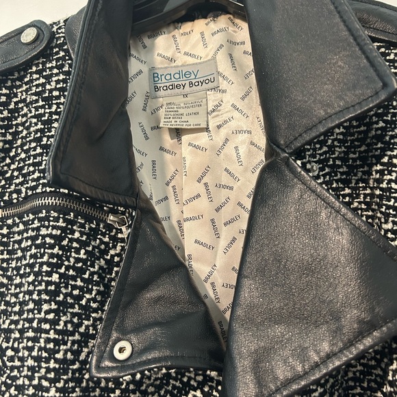 100% Black Leather and Tweed Motorcycle Jacket - Picture 7 of 13